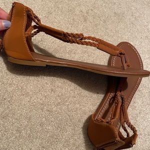 Size 8 Aeropostale Sandals